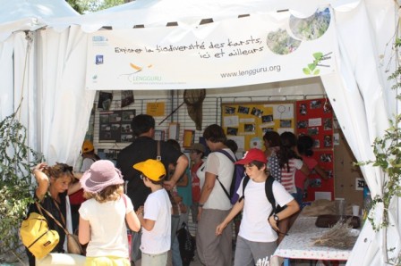 IRD stand at the Biodiversity Festival – Copyright : M. Tapiau / IRD